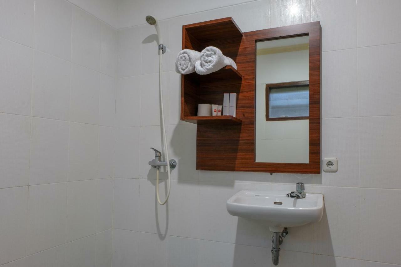 Friends Beach Hotel Kuta  Exterior photo